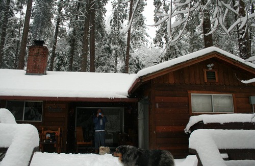California Hot Springs Cabin | Heavenly Retreat with Spa & Pet-Friendly Amenities