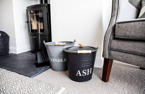 Rhyd-y-clafdy Cottage | Cozy A llyn Peninsula Retreat with Ocean Views for 4 Guests