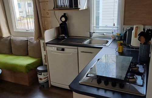 Saint-Jean-de-Monts House | Pet-Friendly Mobile Home in Saint Jean de Monts - 10/10 Rating
