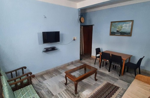 Sualkuchi Apartment | Inviting 2-Bedroom Apartment Ideal for Families and Pets