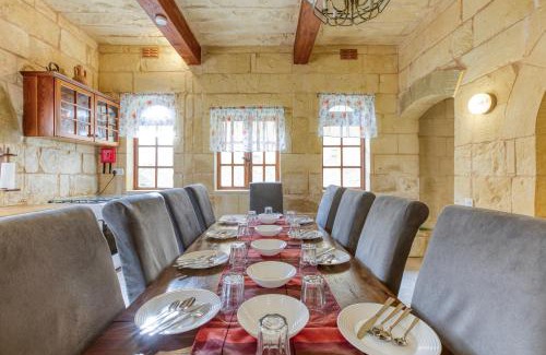 Gharb House | A lovely 4BR Townhouse in Central Gozo with Pool by 360 Estates