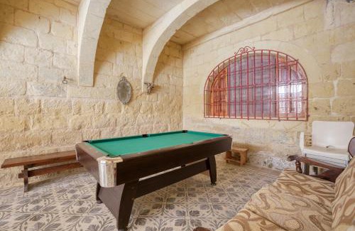 Gharb House | A lovely 4BR Townhouse in Central Gozo with Pool by 360 Estates