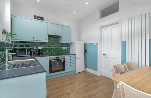 Seaford Apartment | Inviting Oceanfront Flat Near Attractions and Beach