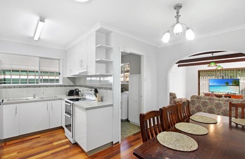 Hay Villa | A Refreshing Oasis on the Hay Plains - Guest Rated 10/10