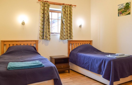 Twywell Cottage | Serene Holiday Home with Lake Views and Pet-Friendly Perks