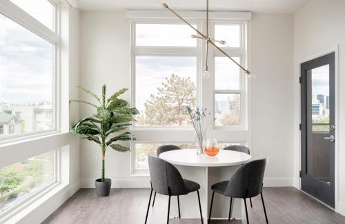 Highland House | Modern Luxe Loft in Espadin LoHi - 4-Star Family Friendly