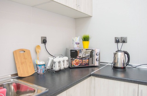 Gelugor Condo | Relaxing Getaway Near USM with Pool, Spa & Breakfast