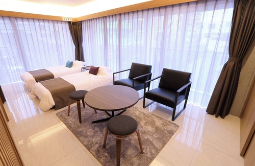 Matsuyama Apartment | A luxurious condominium with an entire floor for r/Naha Okinawa