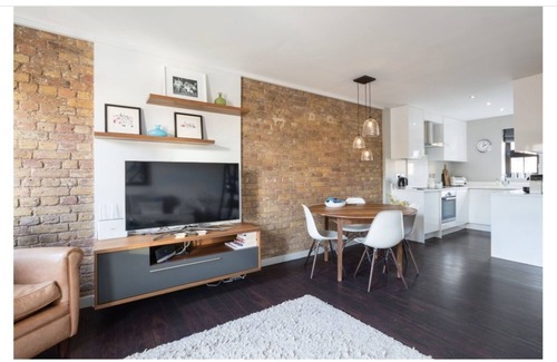 Cathedrals Apartment | Elegant Designer Apartment in Historic Central London