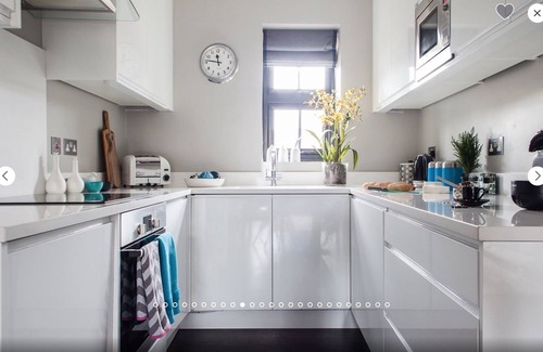 Cathedrals Apartment | Elegant Designer Apartment in Historic Central London