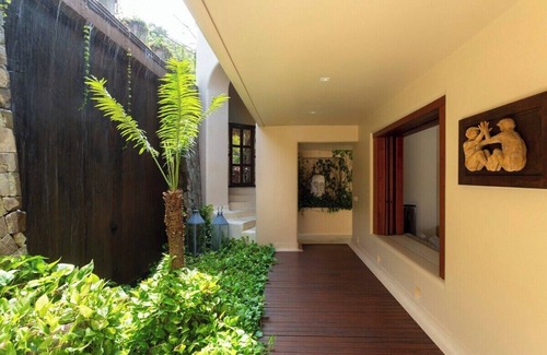 Ixtapa Villa | Elegant Beachfront Retreat in Ixtapa Zihuatanejo's Arcano