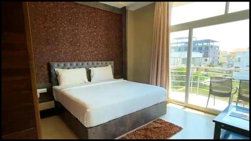Janjgir House | A Luxury Sea View Hotel - The B S Palace ! near Main temple & All main places - Fully Air Conditioned rooms with all Facilities & Amenities - Parking & Multi Cuisine Restaurant Availability