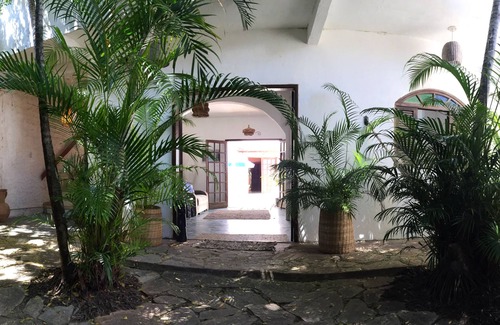 Itapua House | Enchanting Nature Retreat with Pool & Spa in Bahia