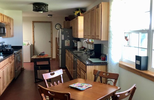 Maypearl House | Enchanting Getaway: Experience Alpacas and Ocean Views