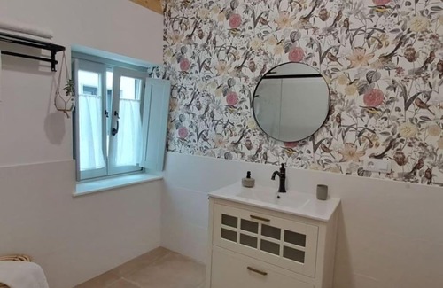 Rinlo House | Discover Family-Friendly Comfort at A Maraxe Hotel