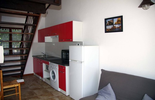 Sartene Cottage | Ideal Getaway: A Maredda with Ocean Views and Garden
