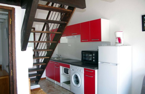 Sartene Cottage | Ideal Getaway: A Maredda with Ocean Views and Garden
