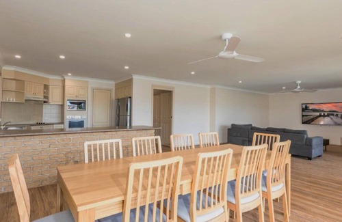 Yamba House | Family-Friendly Retreat at A Mariners Cove Yamba