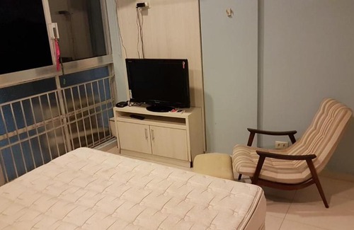 Embare Apartment | Unbeatable Oceanfront Views for 5 in Santos, Rated 9.4