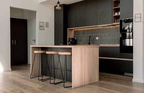 Bran Ski Chalet | Exceptional Modern Chalet with Breathtaking Hilltop Views