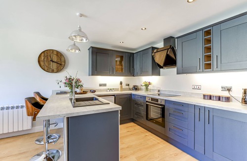 Ely Apartment | Modern 1 Bedroom Apartment in Ely - Guest Rated: 9.8