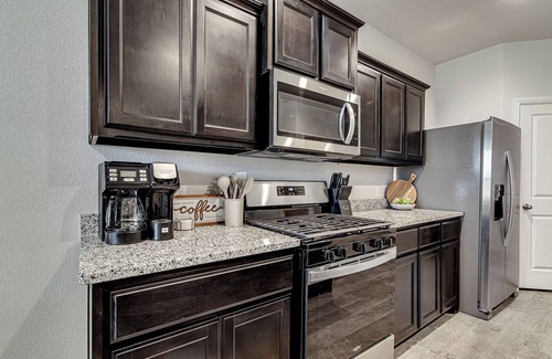 Fort Worth House | A Modern Oasis with All the Comforts of Home!