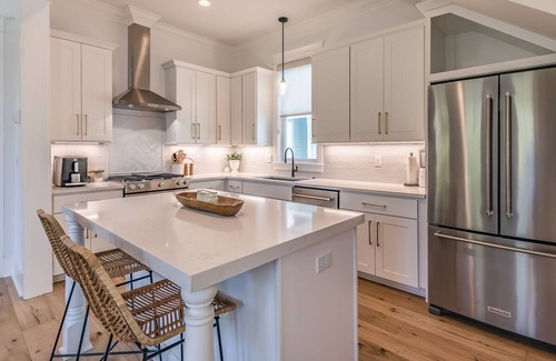 Habersham House | Tranquil Oceanfront Retreat - Guest Rated 10/10 in Habersham