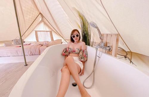 Noen Maprang Resort | Romantic Getaway at A Moment of Love in บ้านมุง