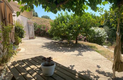 Alata House | Pet-Friendly Escape at A Muredda - Guest Rated 9.6/10