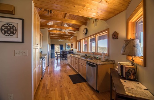 Blowing Rock House | Experience A Nest With a View - 9.8 Rated, Pet Friendly Stay