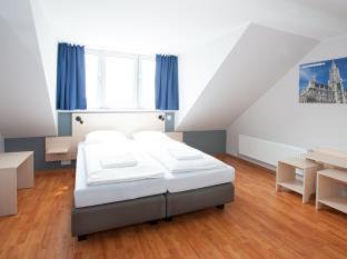 St. Ulrich Hotel | Comfortable Stay at a&o München Laim with Pet-Friendly Amenities