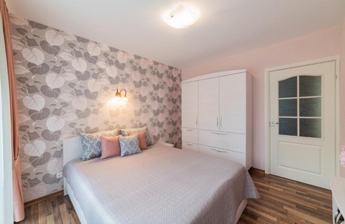 Siauliai Apartment | Family-Friendly A.P. Apartment with High Guest Ratings