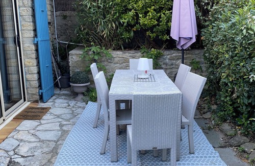 Entrechaux House | Pet-Friendly Vrbo Property with Pool and Kitchen Amenities