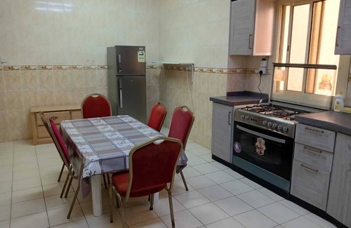 Medina Apartment | Experience a Relaxing Stay in an Lively Neighborhood