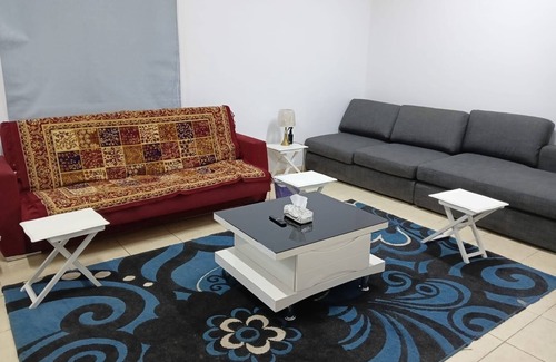 Medina Apartment | Experience a Relaxing Stay in an Lively Neighborhood