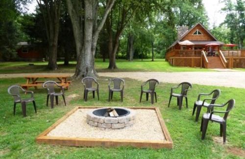 Shenandoah House | Discover A Pebble Beach River Cabin with a Hot Tub