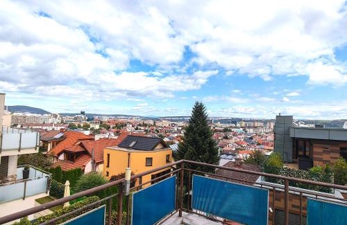 Juh Apartment | Ideal Stay in Kosice: Pet-Friendly with High Guest Ratings