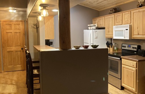 Heber House | Unforgettable Bison Ranch Retreat with Lake View & Spa