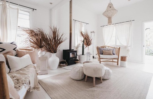 Bangalow House | Ideal Retreat - Family-Friendly Amenities at Collective Retreat
