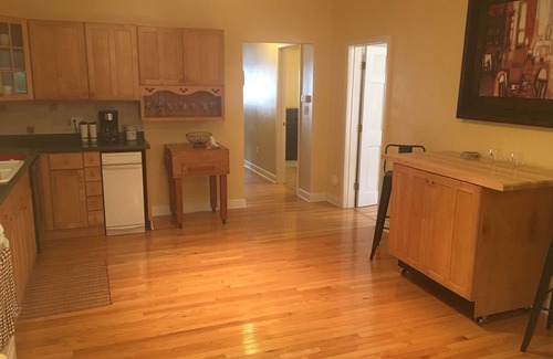 Grafton House | Ideal Weekend Getaway with Family-Friendly Amenities