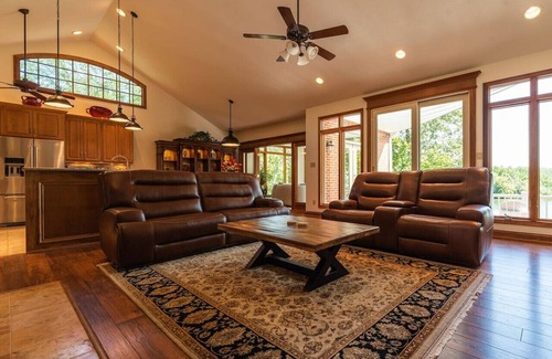 Tellico Village House | Top-Rated Tellico Lakefront Villa with Pet-Friendly Perks