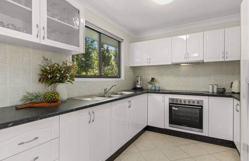 Vincentia House | Pet-Friendly Escape at A Pets Paradise in Jervis Bay