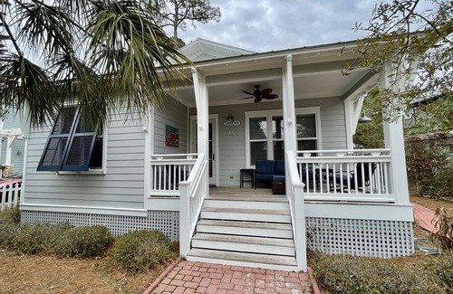 Cassine Village House | Idyllic Cottage Retreat in Cassine Village, Seagrove Beach