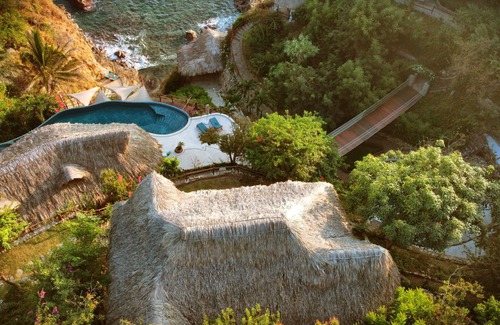 Mazunte House | Discover Paradise by the Pacific with Ocean View Amenities