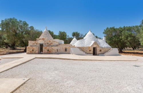 Latiano Villa | Relax at A Piedi Scalzi nel Trullo by Perle di Puglia