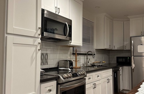 East San Jose House | Feel at Home in Our Family-Friendly Retreat