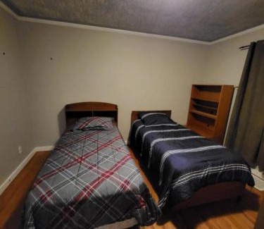 Northwest Edmonton House | Comfortable Stay for Families and Pets to Call Home