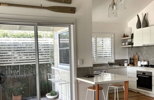 East Ballina Cottage | Rejuvenate and Unwind: Oceanfront Oasis with Spa & Pool