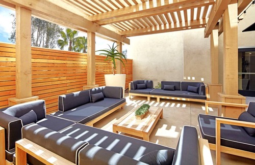 Calabasas House | Enjoy Your Stay with Pool Access Near Calabasas Open Space