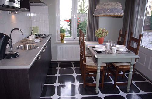 Kelpen-Oler House | Discover Relaxation at Logies Taverne with Pool & Garden